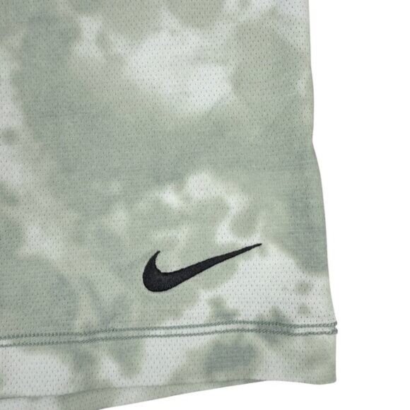 NIKE Dri-FIT Men’s All Over Print Short-Sleeve Yoga Shirt Size Medium Mica Green - Picture 6 of 7